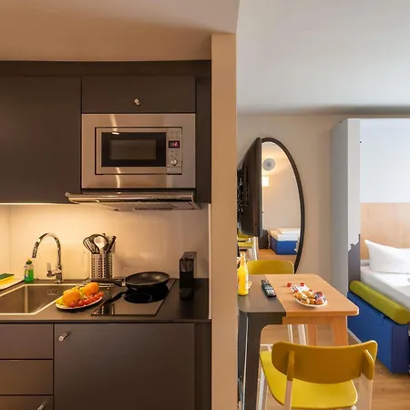 Aparthotel Adagio Access Freiburg-3